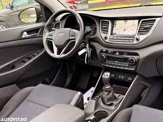 Hyundai Tucson blue 1.7 CRDi 2WD Style