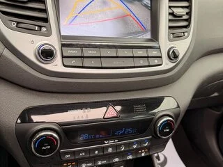 Hyundai Tucson blue 1.7 CRDi 2WD Style - 26