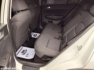 Kia Sportage 1.7 CRDI 2WD ISG Spirit - 15