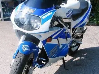PIESE suzuki gsxr 750 / ulei / lichid - 7