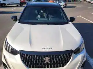 Peugeot 2008 GT Line - 9