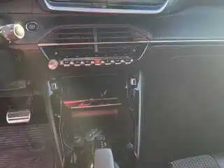 Peugeot 2008 GT Line - 12