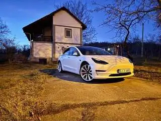 Tesla Model 3 Performance 2019