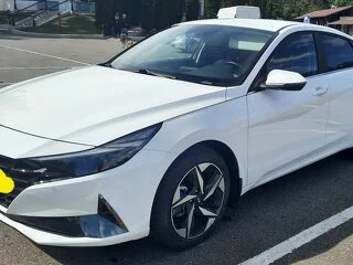 Vand Hyundai Elantra, varianta Exclusiv, 51000 km, unic proprietar