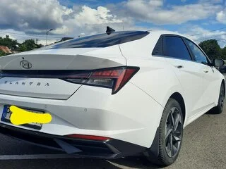 Vand Hyundai Elantra, varianta Exclusiv, 51000 km, unic proprietar