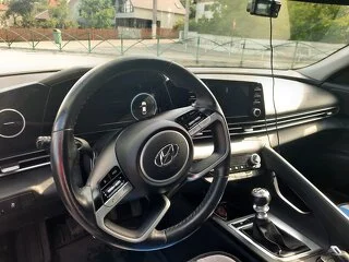 Vand Hyundai Elantra, varianta Exclusiv, 51000 km, unic proprietar - 10