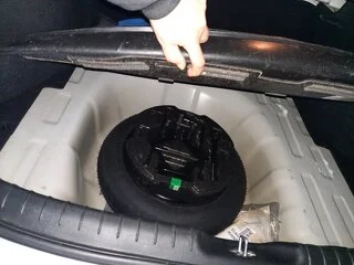 Vand Hyundai Elantra, varianta Exclusiv, 51000 km, unic proprietar - 13