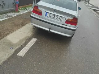 Vând BMW 320
