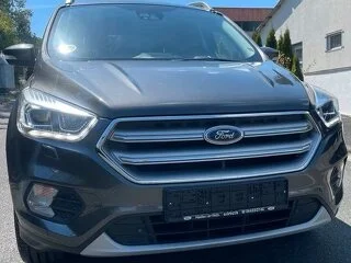 Ford Kuga 1.5 Benzină • 150 CP • SUV / 4x2
