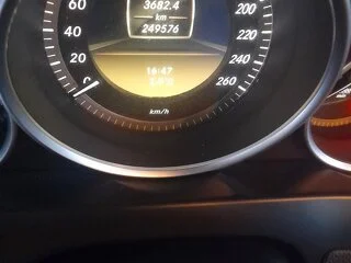 Vând Mercedes c180 an 2011.motor 2.2 diesel acte la zi mașina fără defecte