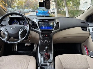 Hyundai Elantra 1.6 automat + GPL - 7
