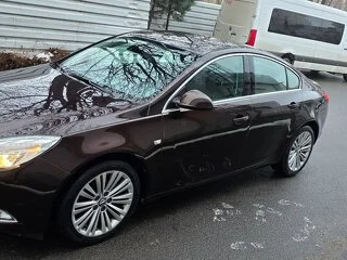 Opel insignia limusine NB - 9