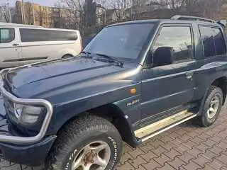 Mitsubishi Pajero 4x4 - 6