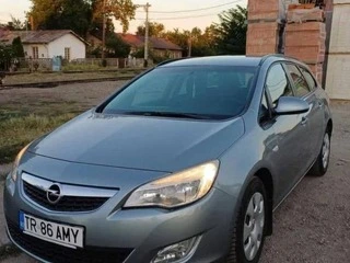 Opel Astra J Sports Tourer