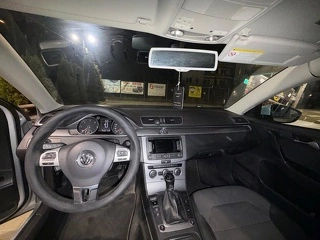 Vand VW Passat B7 - 8