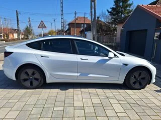 Vand Tesla Model 3 Long Range, 2023, AWD, unic proprietar luata de noua din Romania