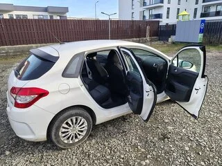 Citroen C4 2012.  1.6 HDI     3000 euro negociabil - 13