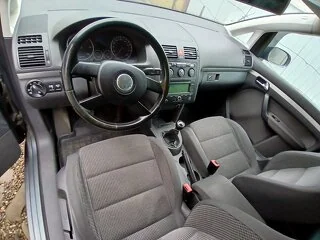 Vând Volkswagen Touran 1.9 diesel