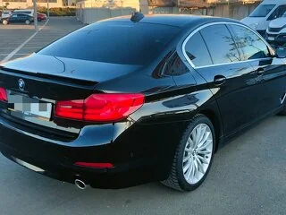 BMW 520d G30 2017 Automată • Navi Mare • Piele Încălzită • Bord Digita