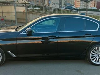 BMW 520d G30 2017 Automată • Navi Mare • Piele Încălzită • Bord Digita