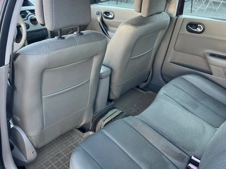 Renault Megane 1.6 benzina an 2006 - 7