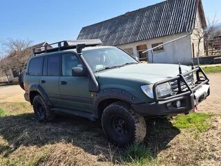 Vând Toyota Land Cruiser J100 Dedicată Vânătorilor full