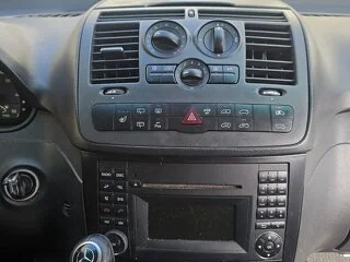 Mercedes Benz Vito - 10