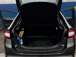 Ford Mondeo mk v bine intretinuta