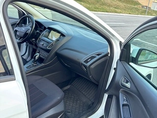 Vând Ford Focus MK3 2017 - 7